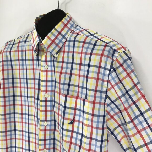 Nautica Short Sleeve Button Down Shirt Men's Large 100% Cotton Wrinkle Resistant - Picture 4 of 10